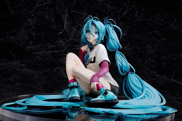 Hatsune Miku (The Latest Street Style "Cute", Tokyo Figure Limited Edition), Vocaloid, Stronger, Tokyo Figure, Pre-Painted, 1/4, 4573451870721